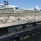 Disembarkation in Seattle, Pike Place Market, Radiator Whiskey pigs head meal, The Club at SEA - May 29-30, 2015