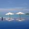 Day 3 at the Conrad Maldives: water villa, diving with manta rays, meeting new friends - March 30, 2014